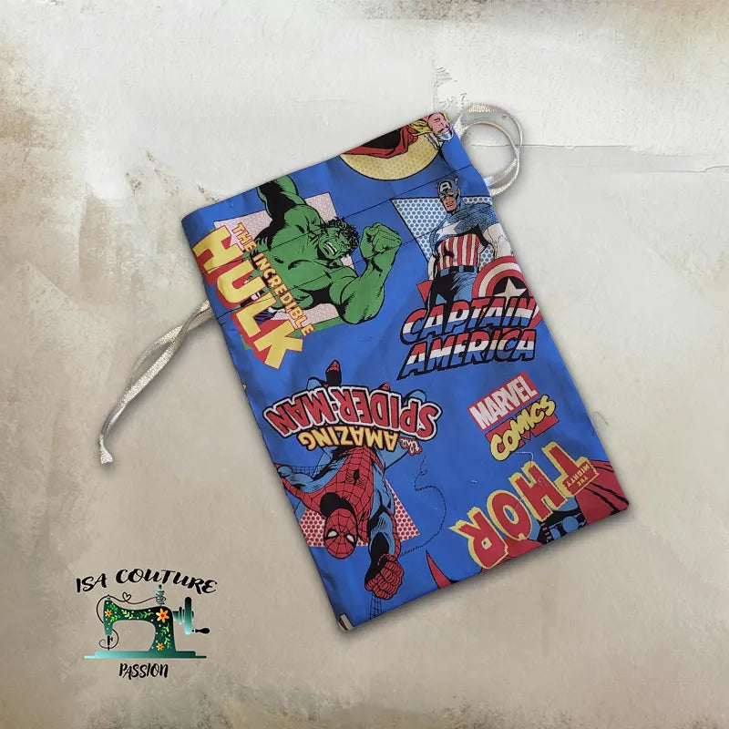 🌸 Pochon en Tissu pour Serviettes Hygiéniques – Spécial Déplacements